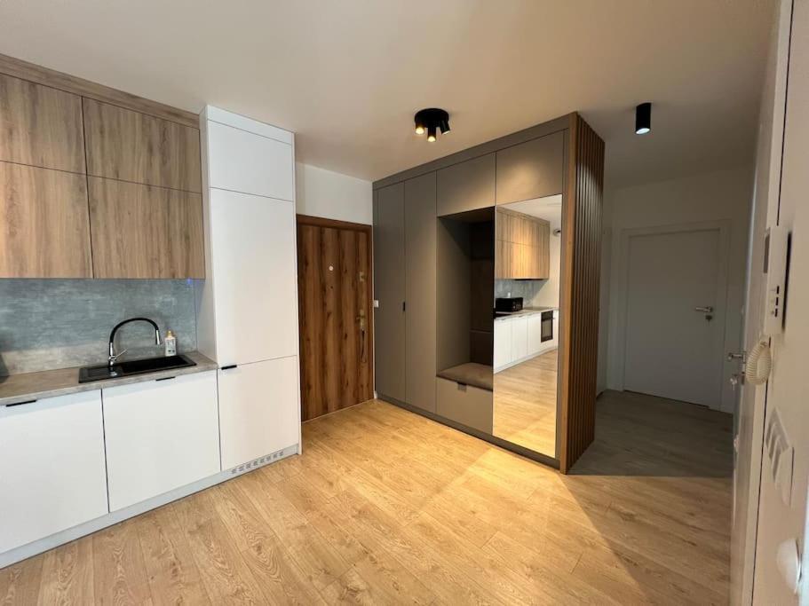 Lwowska 10 Residence, Rodzinny Apart Krasków Eksteriør bilde
